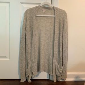 Knit long sleeve sweater